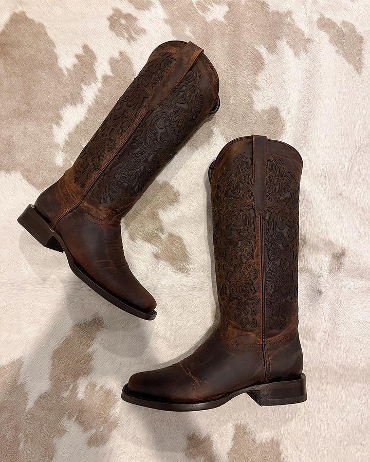 Stylish Texas Cowboy Boots