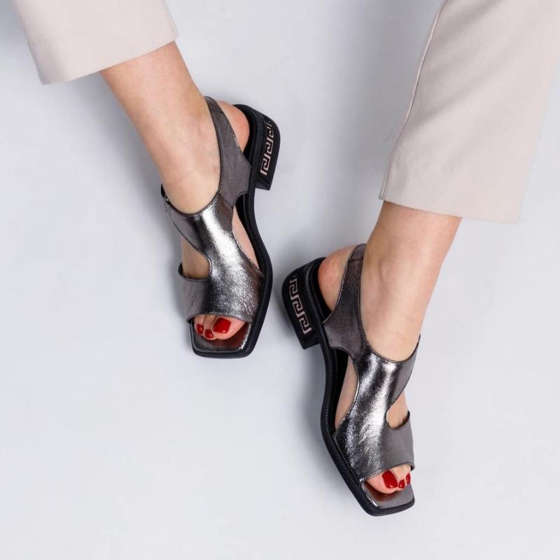 Women's Leather Sandals