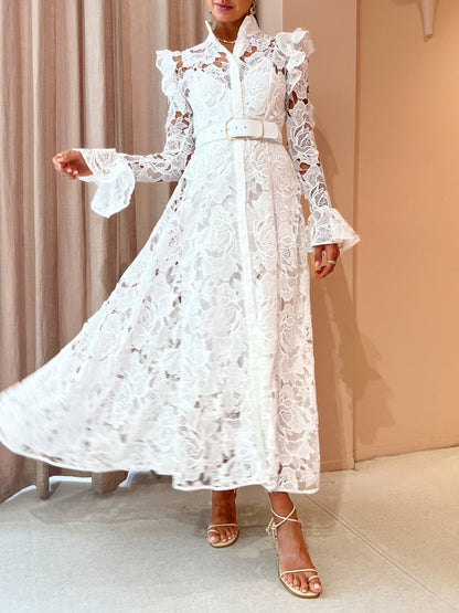 LACE BUTTERFLY SLEEVE MIDI DRESS IN SNOW